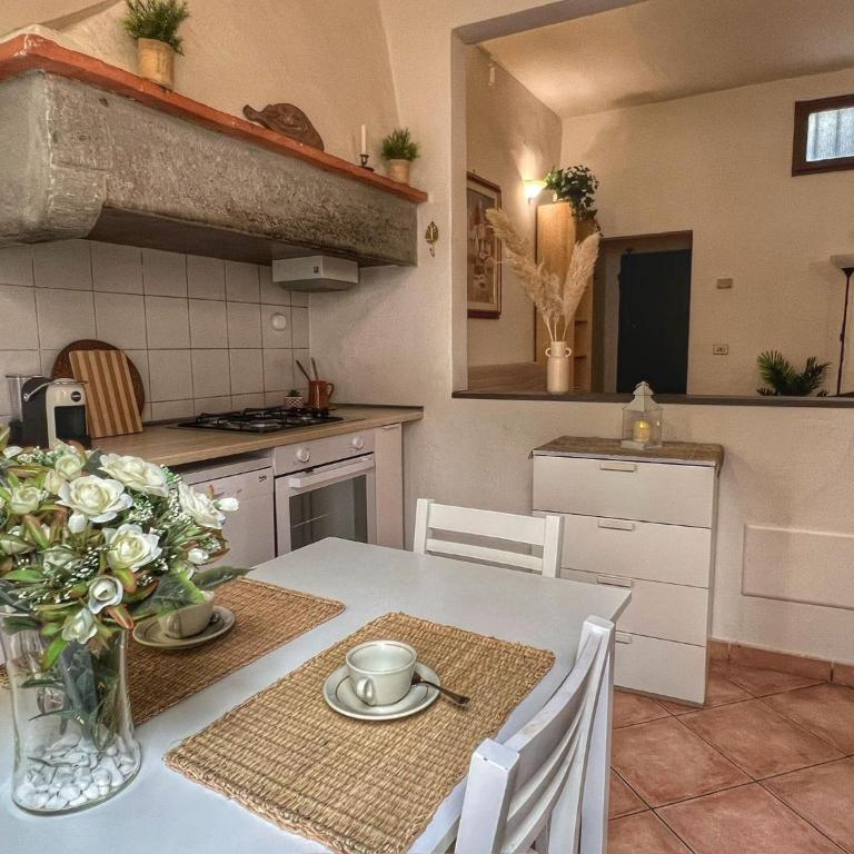Il Giglio Bianco - One-Bedroom Apartment - 16