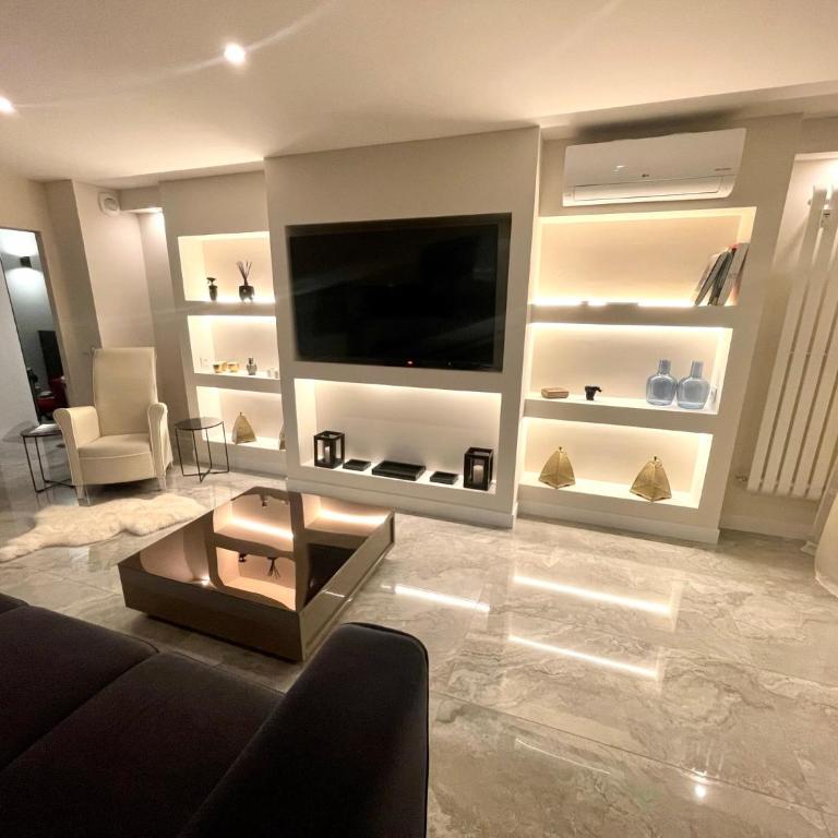 Cannes Centre ville - Appartement 2 Chambres - 1