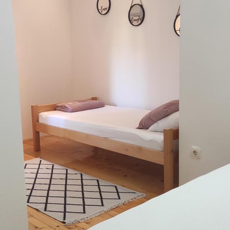 Hotel & Rooms Lombrelle - Apartment with Garden View - 5