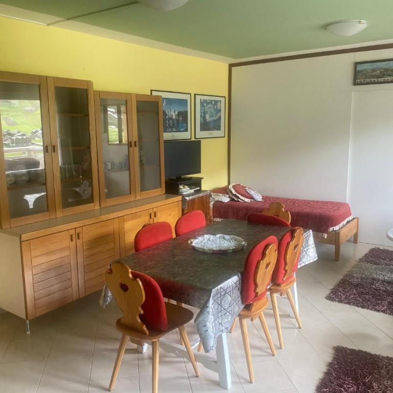 Villa Claudia - Two-Bedroom Apartment - 11