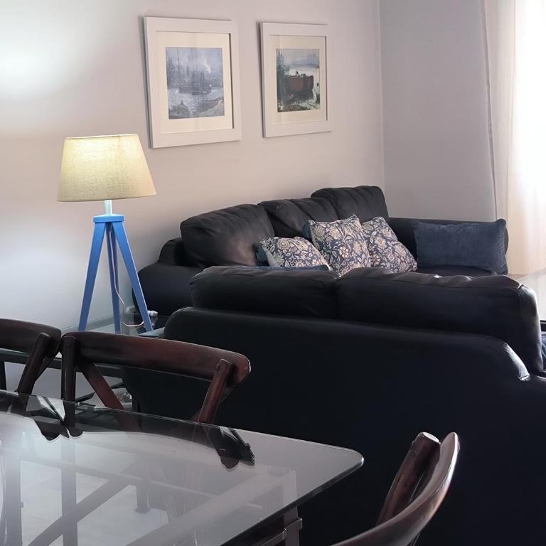 Apartamento con vistas y garaje en Marina del Este - Two-Bedroom Apartment - 18