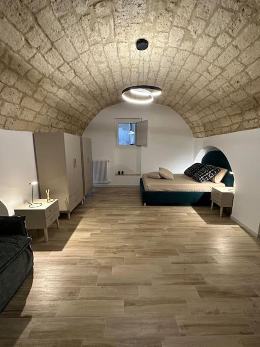 Mediterranean House - One-Bedroom House - 8