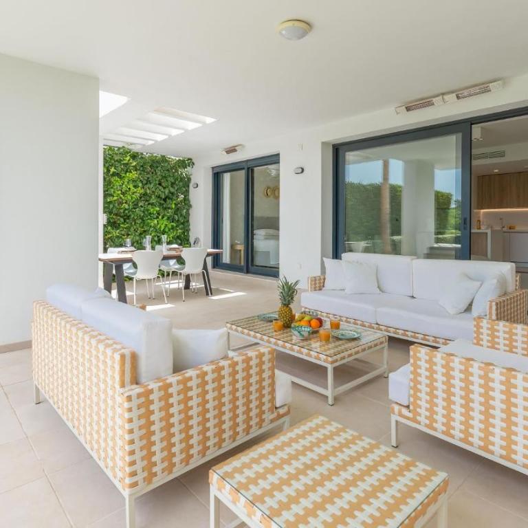 Amazing Ultra Modern Oasis In Atalaya - Apartment - 7