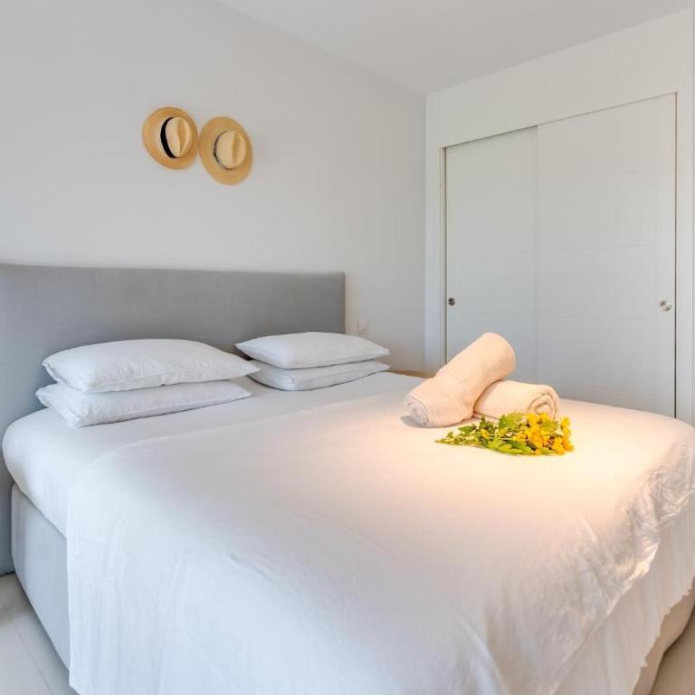 Amazing Ultra Modern Oasis In Atalaya - Apartment - 12