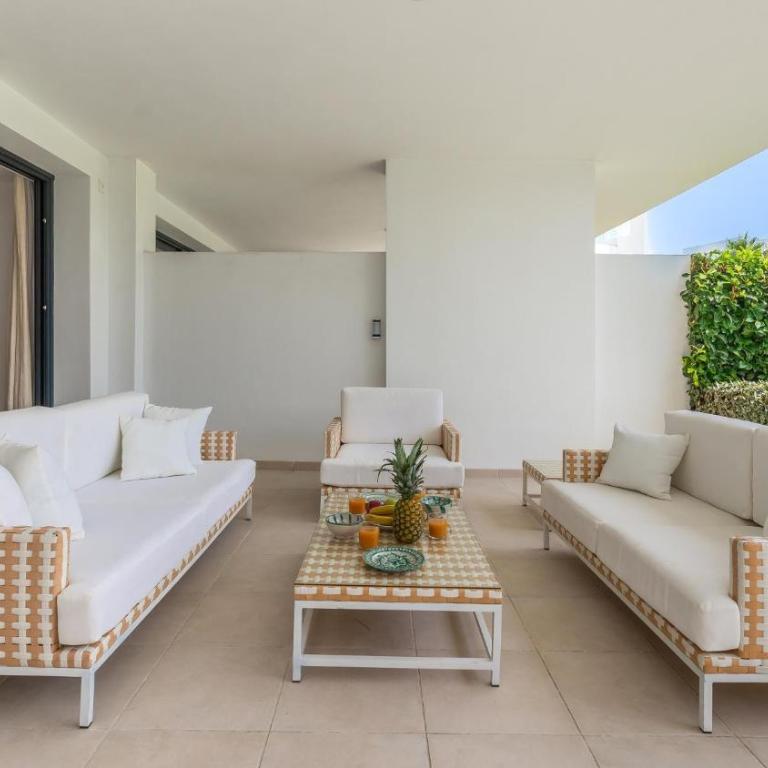 Amazing Ultra Modern Oasis In Atalaya - Apartment - 28