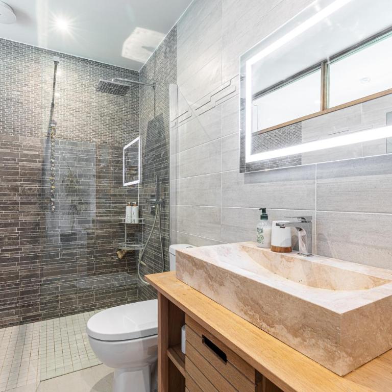 Private & comfortable stone villa with pool - Villa - 32