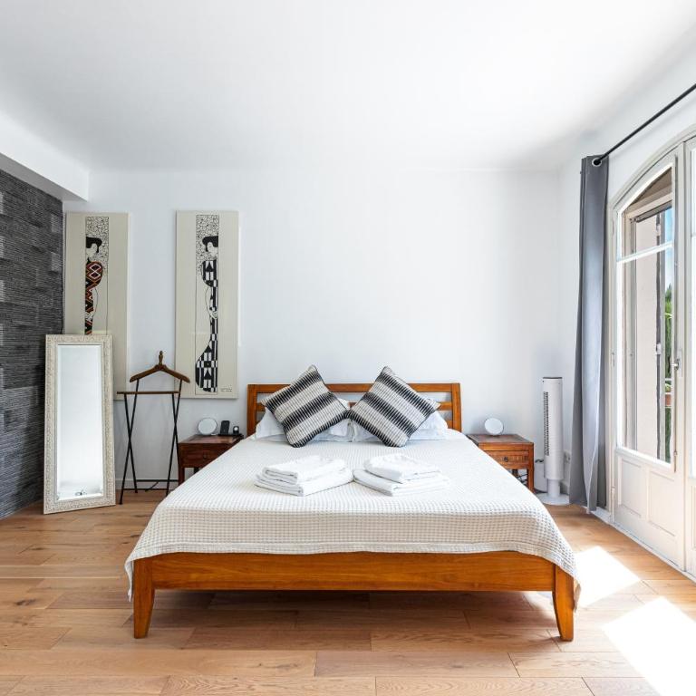 Private & comfortable stone villa with pool - Villa - 4