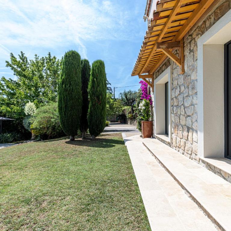 Private & comfortable stone villa with pool - Villa - 18