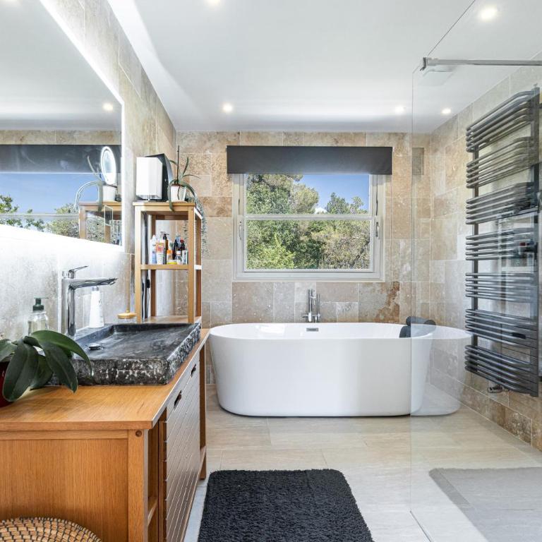 Private & comfortable stone villa with pool - Villa - 5