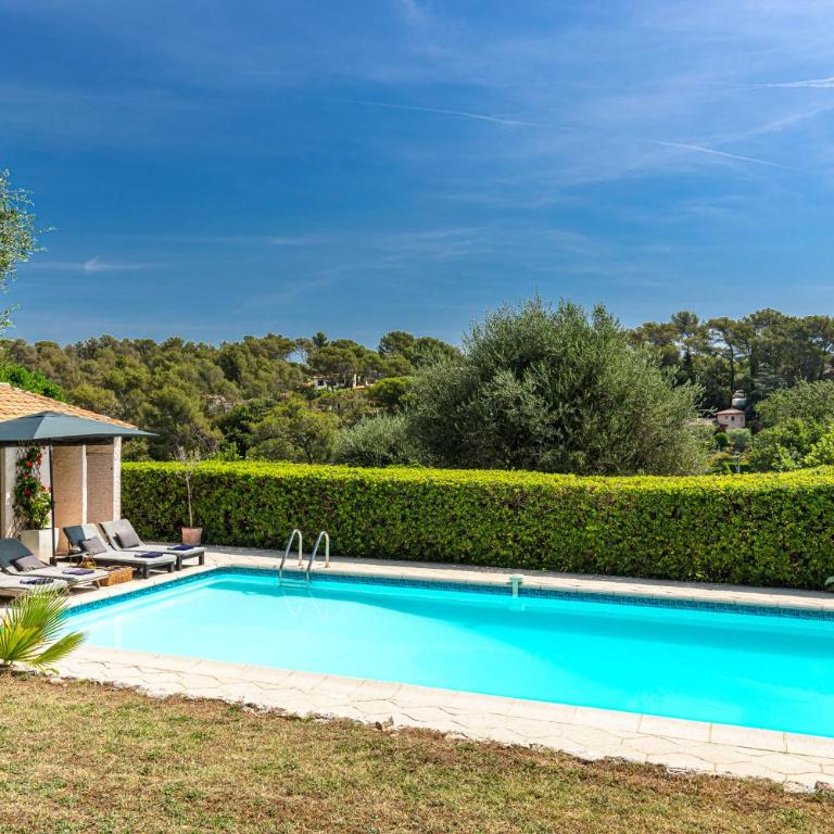 Private & comfortable stone villa with pool - Villa - 16