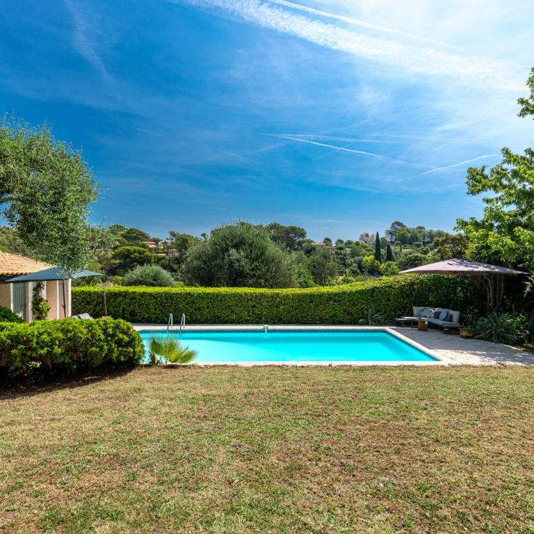 Private & comfortable stone villa with pool - Villa - 15