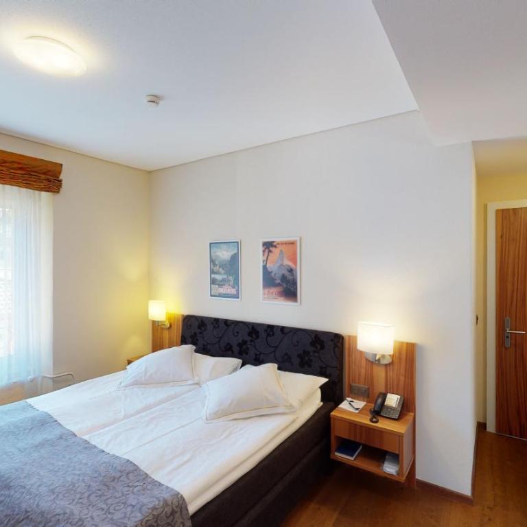 Hotel Ambassador - Deluxe Doppelzimmer - 2