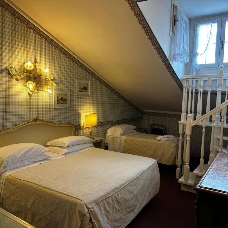 Hotel & SPA Duchessa Isabella Collection by GSA Hotels - Camera Tripla Classic - 3