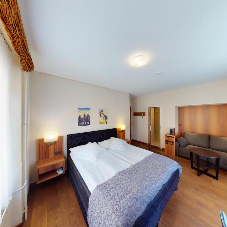 Hotel Ambassador - Familienzimmer - 1