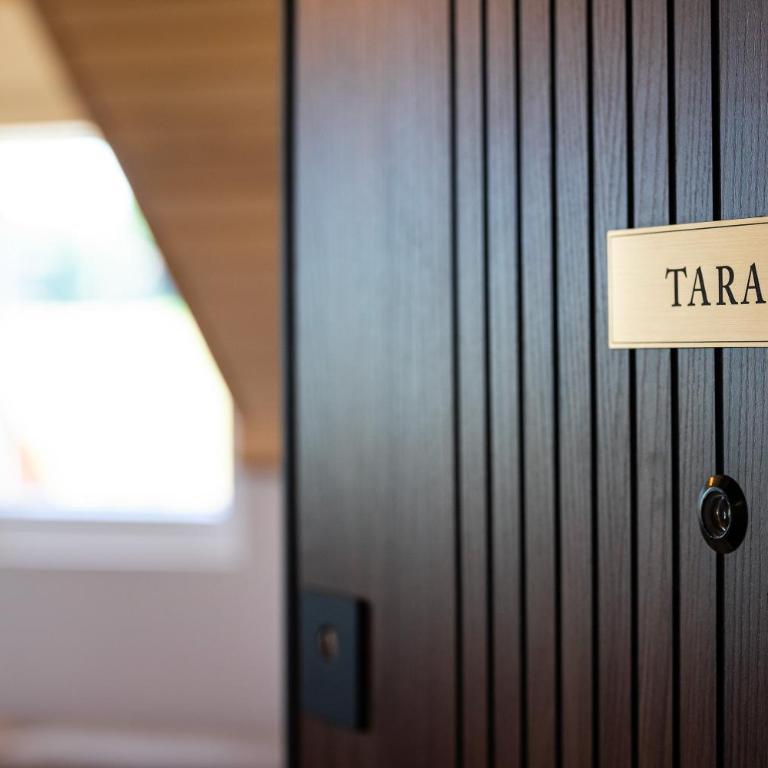 Apartments CENTER OF THE WORLD - Apartment - Ground Floor - 1