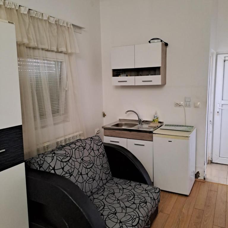Guest House Zoran - Studio - 6