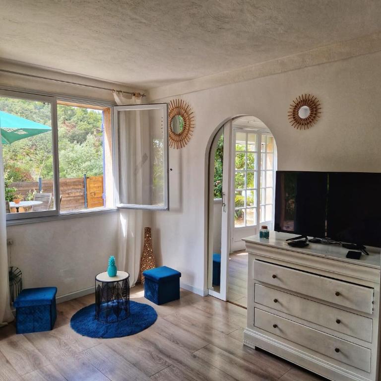 Évasion Provençale à 1km de la plage, Les Issambres - Maison 1 Chambre - 3
