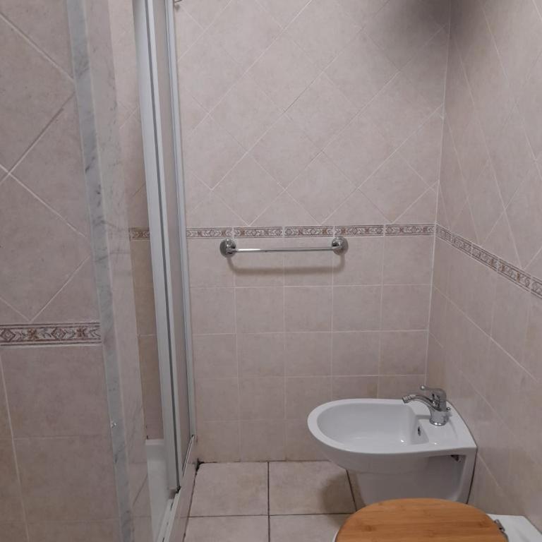 B&B Il Viaggiatore - Camera Matrimoniale Economy con Bagno Privato Esterno - 6