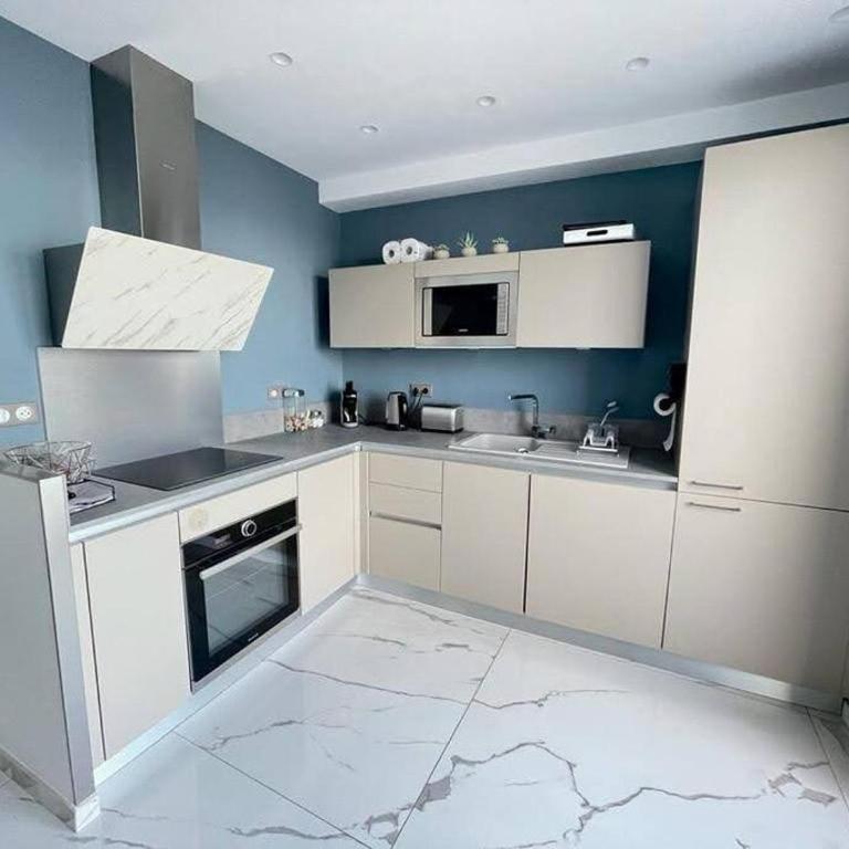 Beach front, Superbe appartement pour 4 personnes - Appartement 2 Chambres - 21