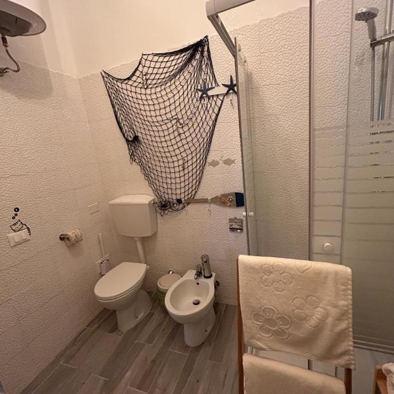 Triangolo delle Bermuda B&B - Quadruple Room with Balcony - 20