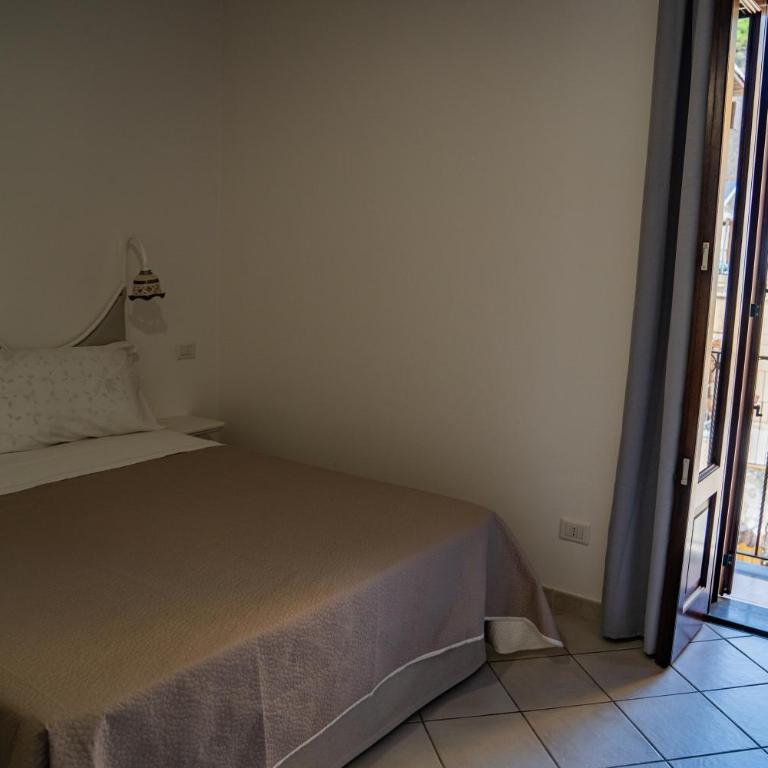 Casa Lussu - Standard Double Room - 5