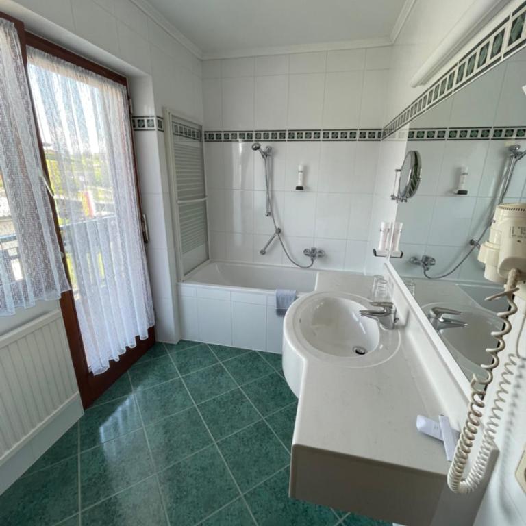 Seehotel Ressmann - Deluxe Doppelzimmer mit Bad - 2
