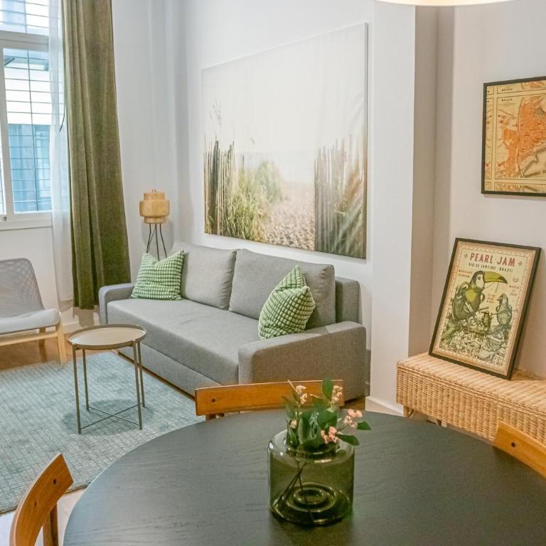 Peaceful central apartment - Apartamento de 2 dormitorios - 1