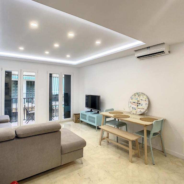 San Francisco House - Three-Bedroom Apartment - 1