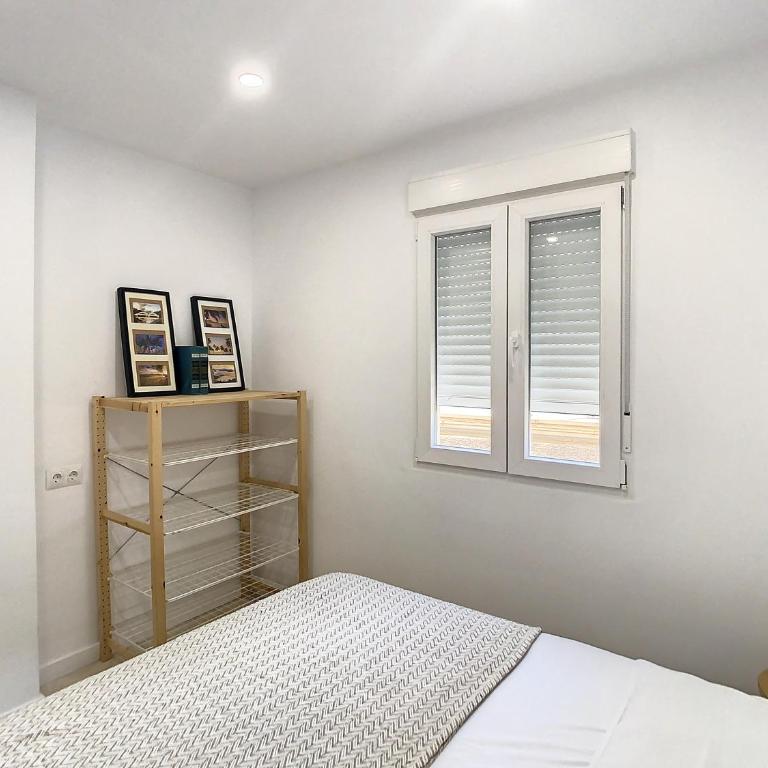 San Francisco House - Three-Bedroom Apartment - 12