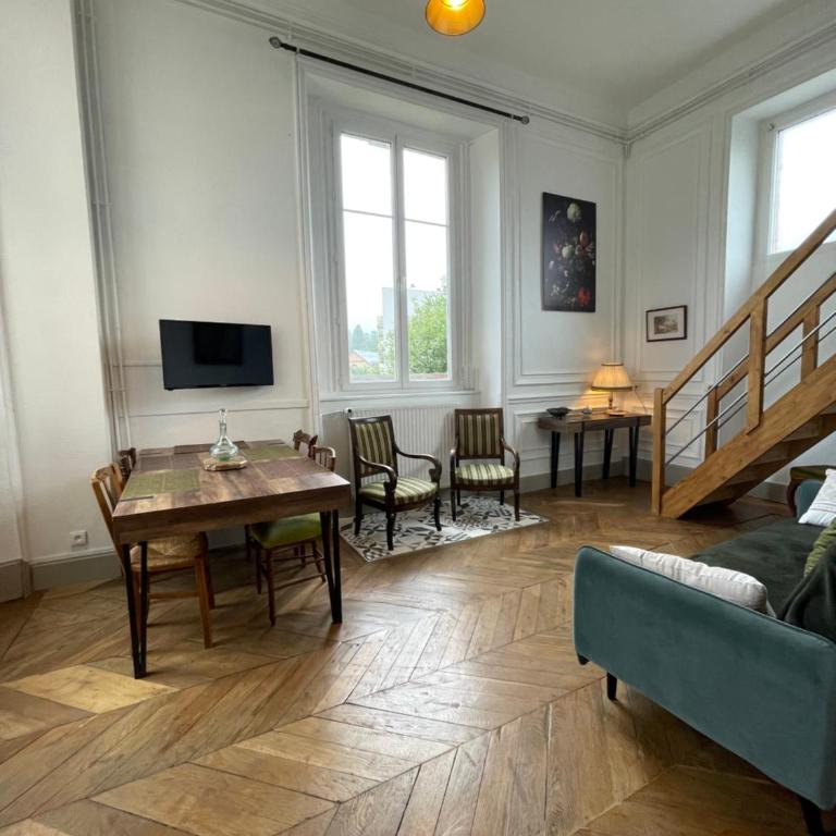 VILLA BONVOULOIR - Appartement avec Mezzanine - Vue sur Jardin (7 Personnes) - 2