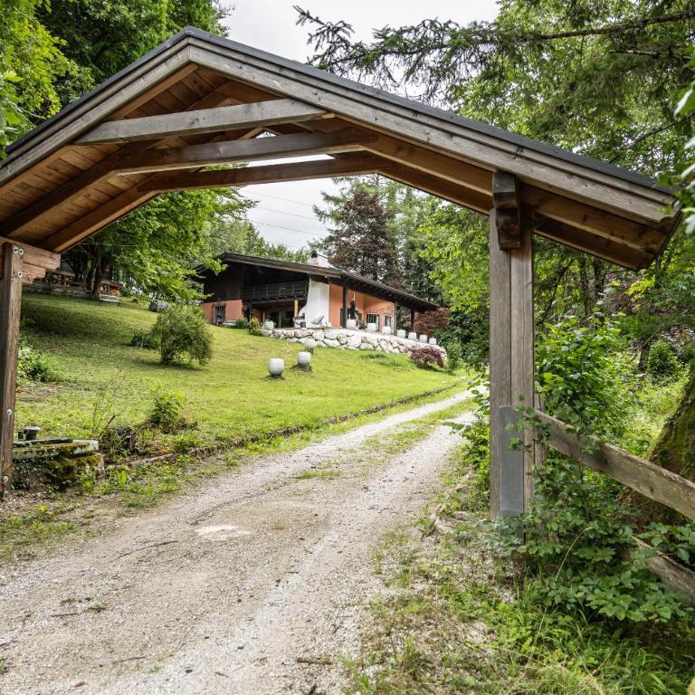 Alpin-Chalet in Alleinlage in Bad Ischl - Wald, Kamin, Sauna und Badeplatz - Haus mit 3 Schlafzimmern - 32