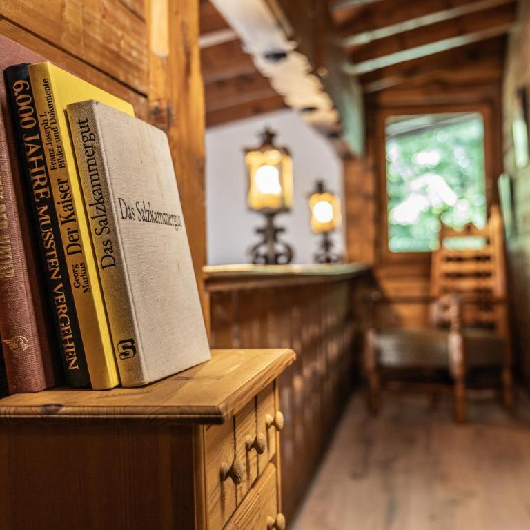 Alpin-Chalet in Alleinlage in Bad Ischl - Wald, Kamin, Sauna und Badeplatz - Haus mit 3 Schlafzimmern - 47