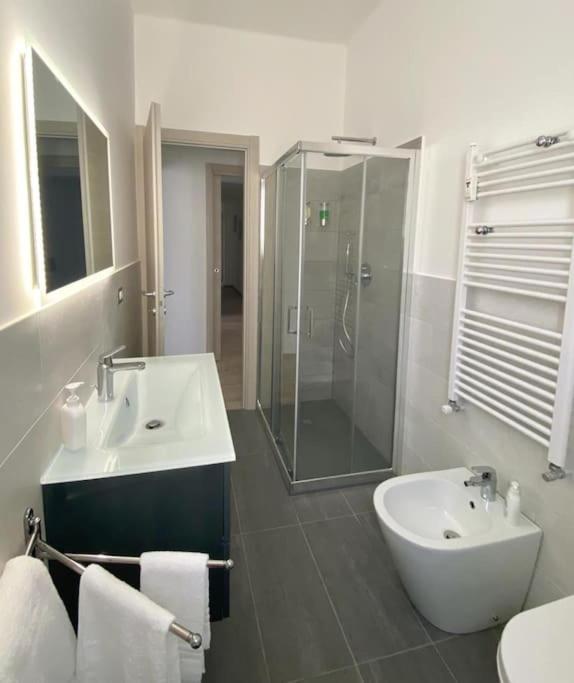 Titti's House - Parcheggio custodito in garage gratis - Appartamento con 3 Camere da Letto - 11