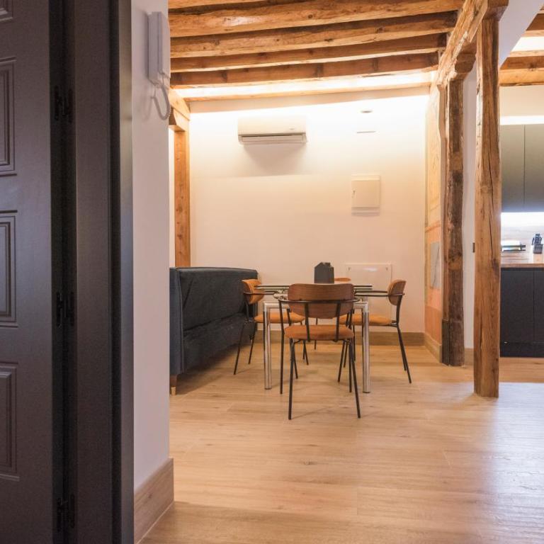 Apartamentos Boutique Pinocho by Toledo AP - Apartamento de 2 dormitorios - 26
