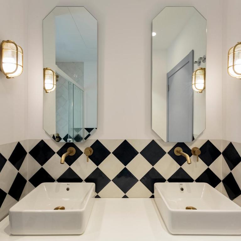Hotel Miramar Valencia - Deluxe Suite with Sea View - 5
