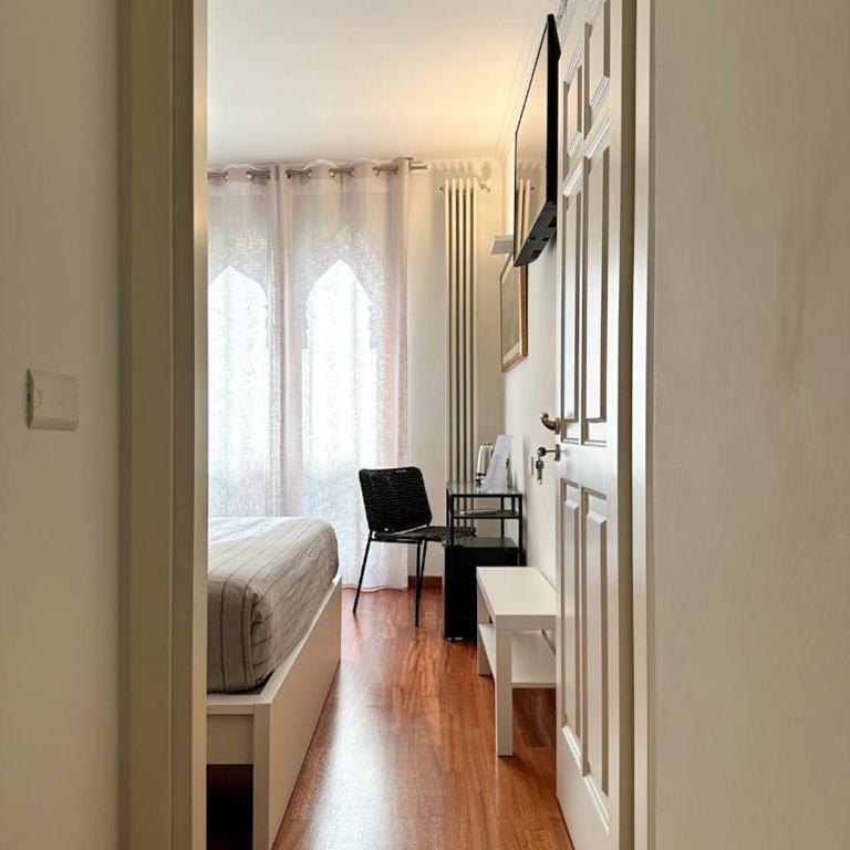 Iblu Rooms - Deluxe Double Room with Sea View - 2