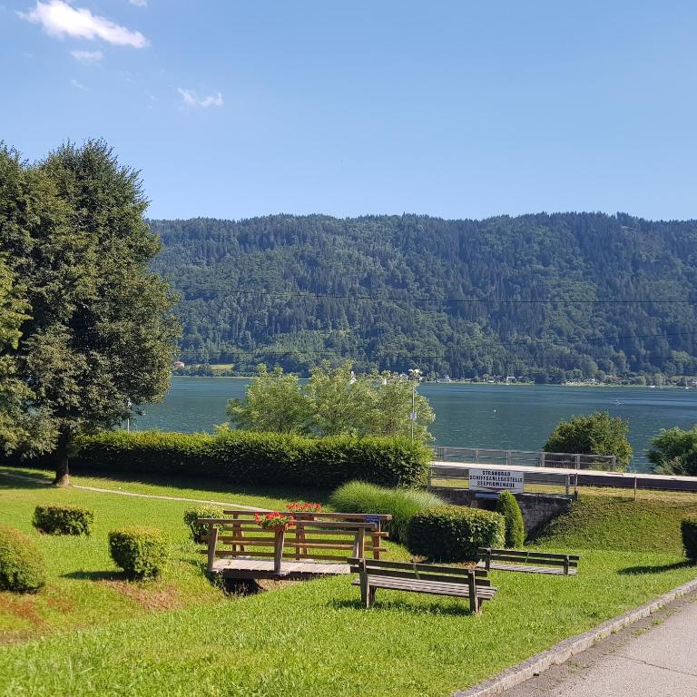 Ferienwohnung Karasek mit Seeblick - Apartment mit 1 Schlafzimmer - 45