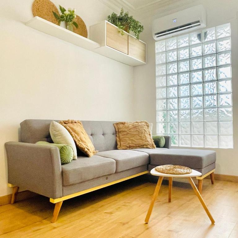 Ático con terraza en el centro de Tarragona - Apartamento - 48
