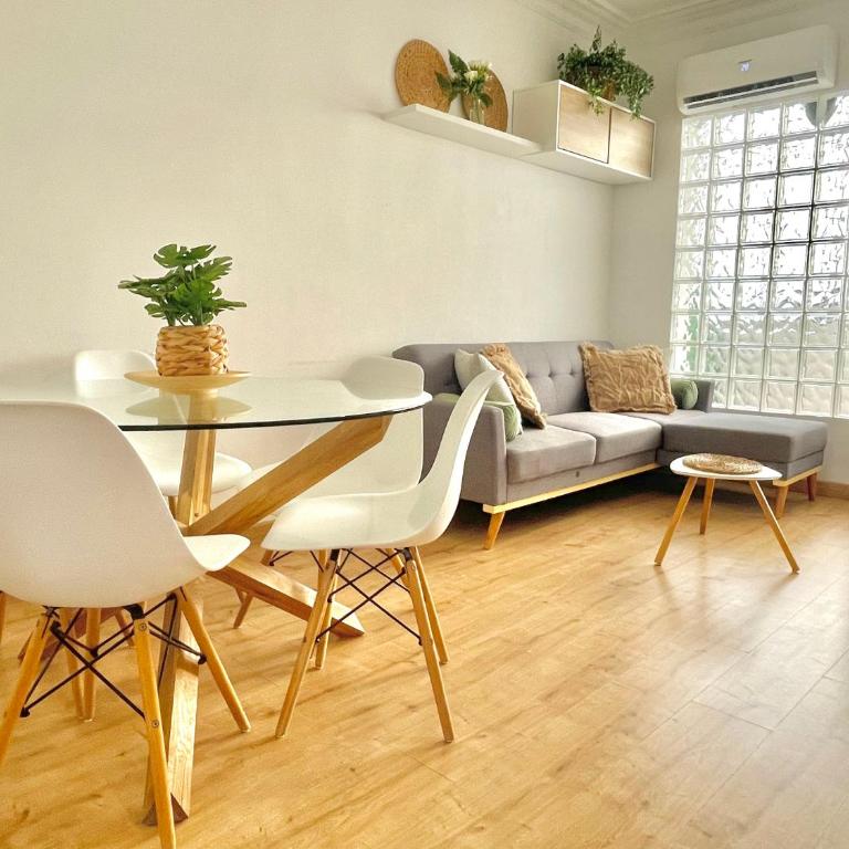 Ático con terraza en el centro de Tarragona - Apartamento - 46