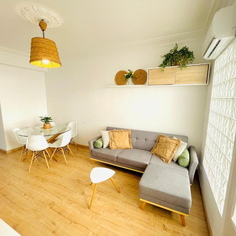 Ático con terraza en el centro de Tarragona - Apartamento - 49
