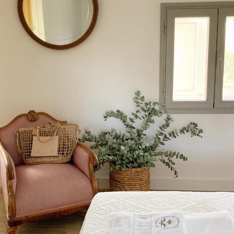 Syvyle - Three-Bedroom House - 33