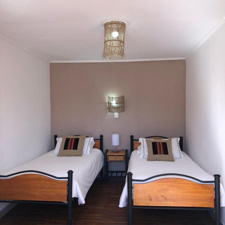 Hostal Katarpe - Habitación Doble - 2 camas - 1