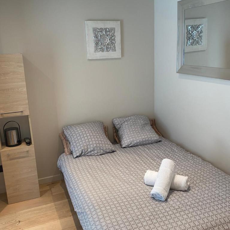 Studio équipé en rez de jardin - Apartamento de 1 dormitorio - 2