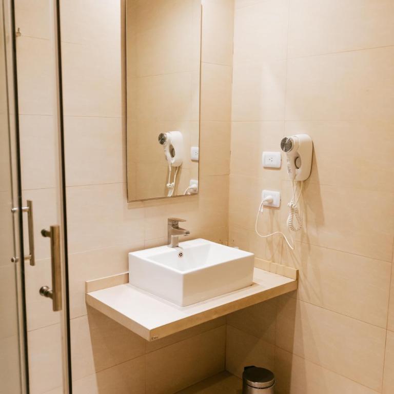 Hotel Plaza Central Canning - Habitación Doble Deluxe - 15