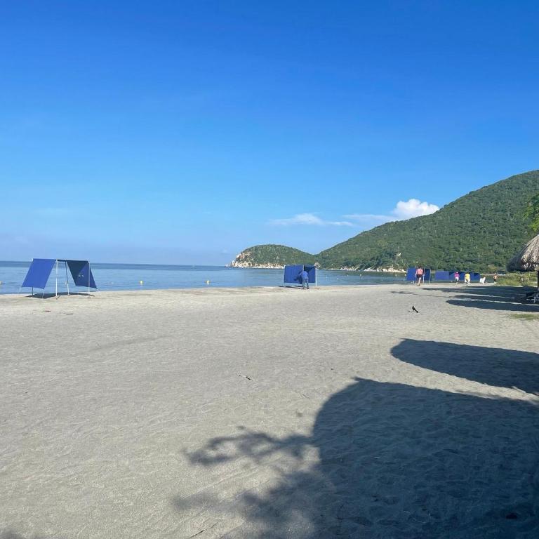 Apto 3 habitaciones vistas al mar pozos colorados - Apartment - 78