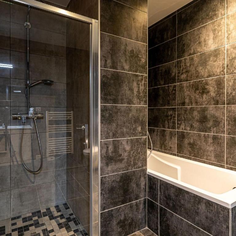 Charming Alps Apartment - Maison de Vacances 4 Chambres - 12