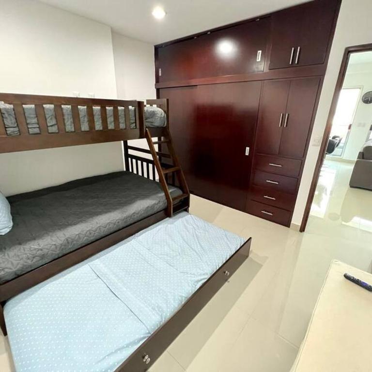 The One D12 Sobre el Malecón Vista al Estadio de Baseball - Two-Bedroom Apartment - 16