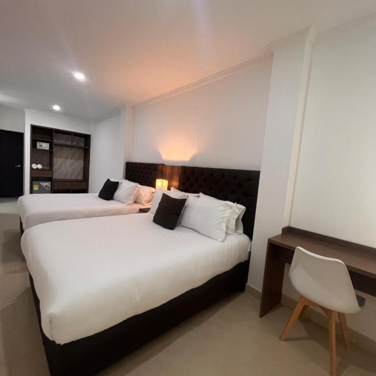 Hotel Zuriel Boutique - Habitación cuádruple - 5