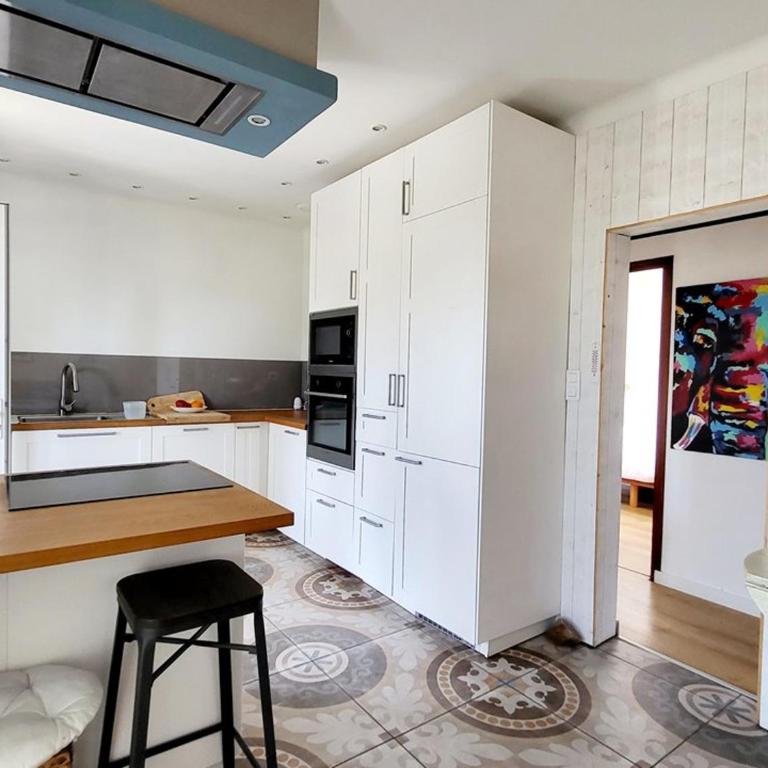 Villa rénovée à Capbreton: 8 pers, grand jardin, proche plage et commodités - FR-1-413-226 - Villa - 9