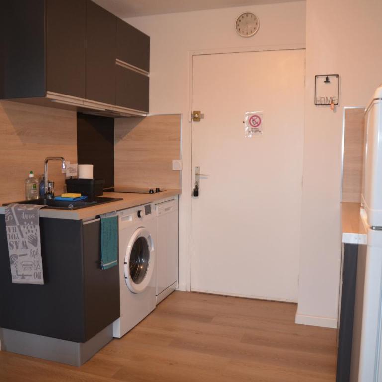 CAP APPART - One-Bedroom Apartment - 4